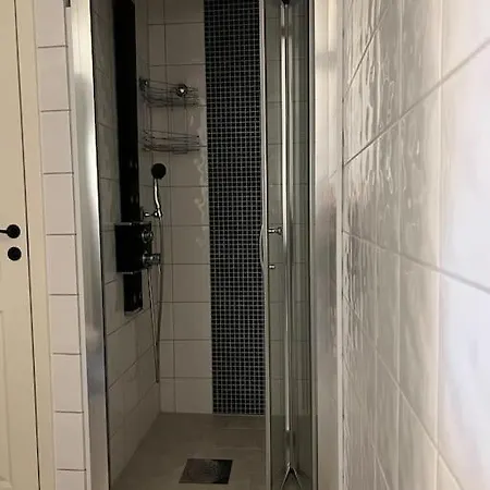 펜션 Nydelig Med Havutsikt Og Utendors Badestamp Botnhamn